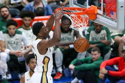 NO.pelicansbucks.040725.6268.jpg