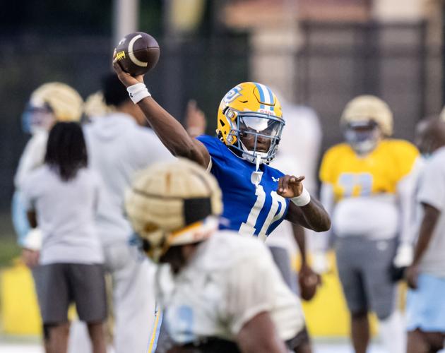 BR.suscrimmage.081025_9588 MJ.JPG