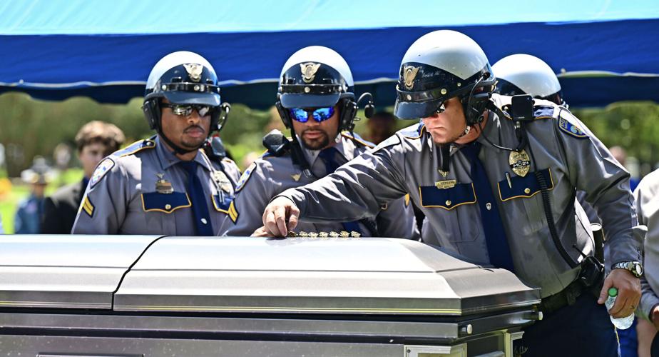 BR.eisworthfuneral.081725 HS 1647.JPG