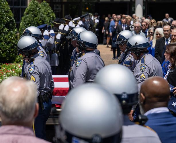 BR.eisworthfuneral.081725_3505 MJ.JPG